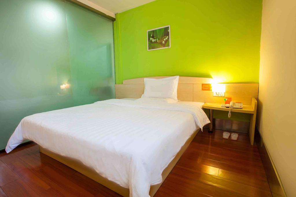 7Days Inn Kunming East Station Juhua Overpass Стая снимка