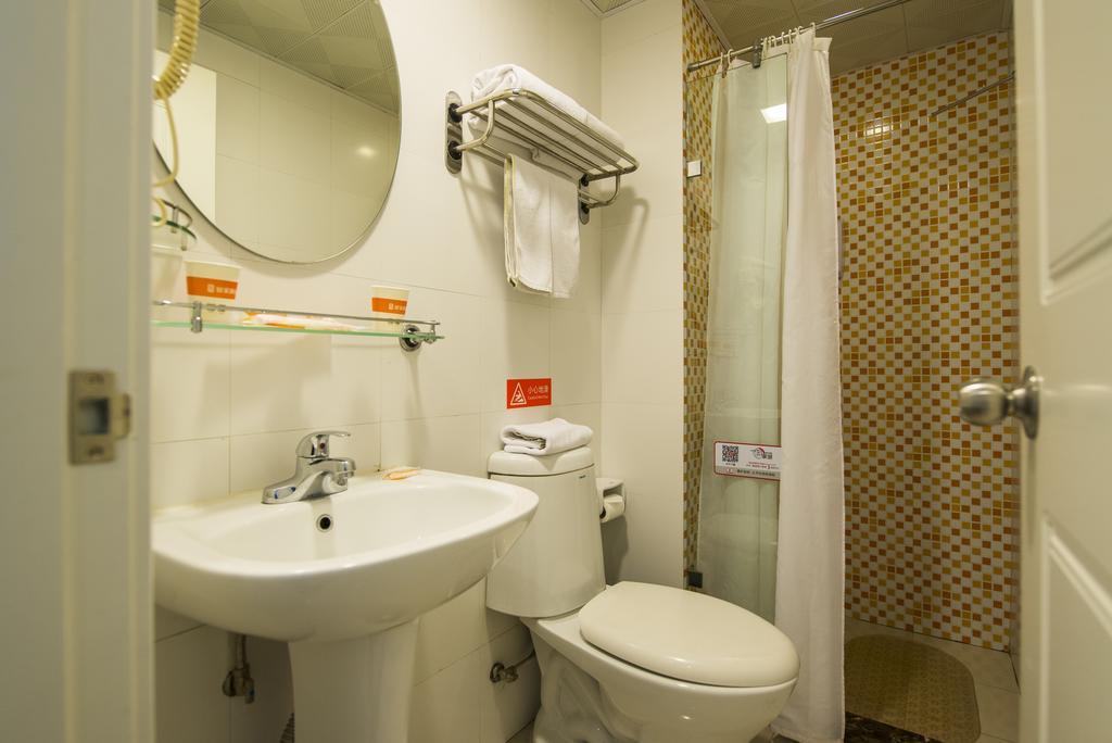 7Days Inn Kunming East Station Juhua Overpass Екстериор снимка