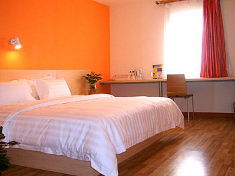 7Days Inn Kunming East Station Juhua Overpass Екстериор снимка