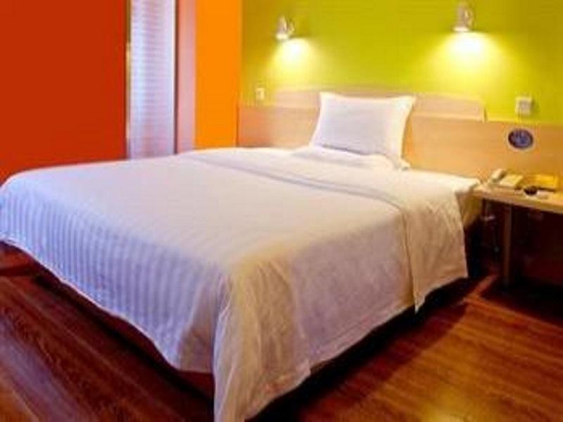 7Days Inn Kunming East Station Juhua Overpass Екстериор снимка